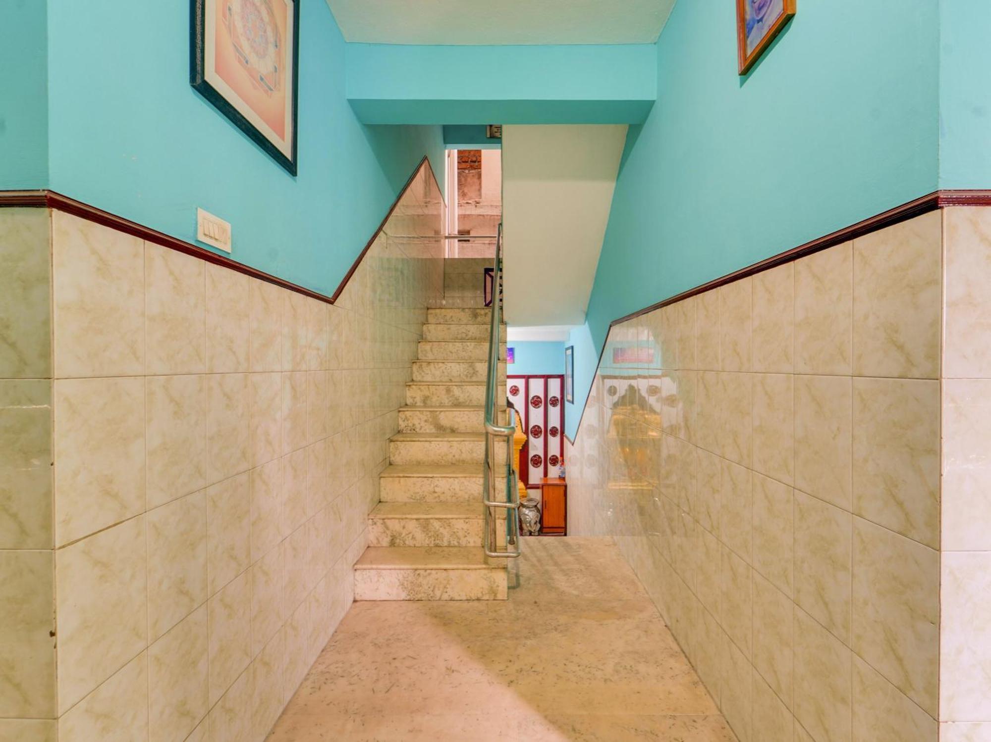 Thangam Balaji Guest House Chennai Exterior photo