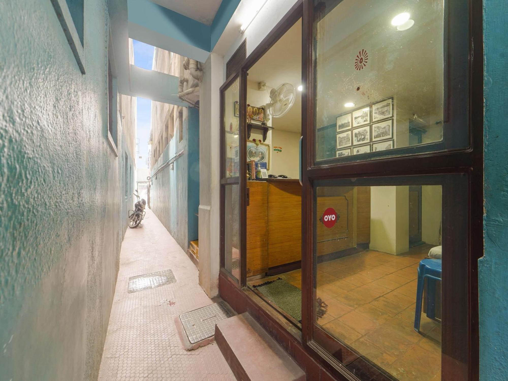 Thangam Balaji Guest House Chennai Exterior photo